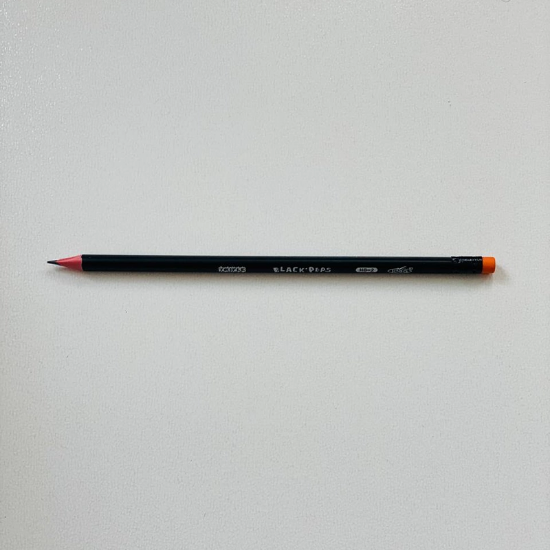 تصویر  مداد مشکی آیدیا پلاس سه گوش