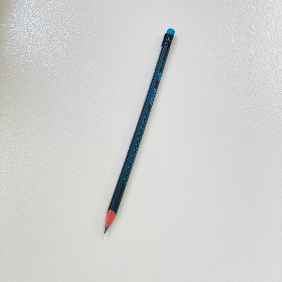 تصویر  مداد مشکی آیدیا پلاس مدل ستاره ای طرح سه گوش