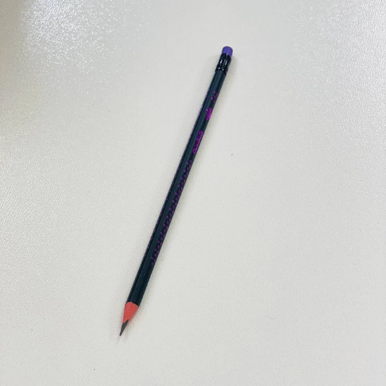 تصویر  مداد مشکی آیدیا پلاس مدل ستاره ای طرح سه گوش