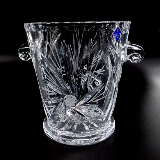 تصویر  جا یخی کریستالی خورشیدی