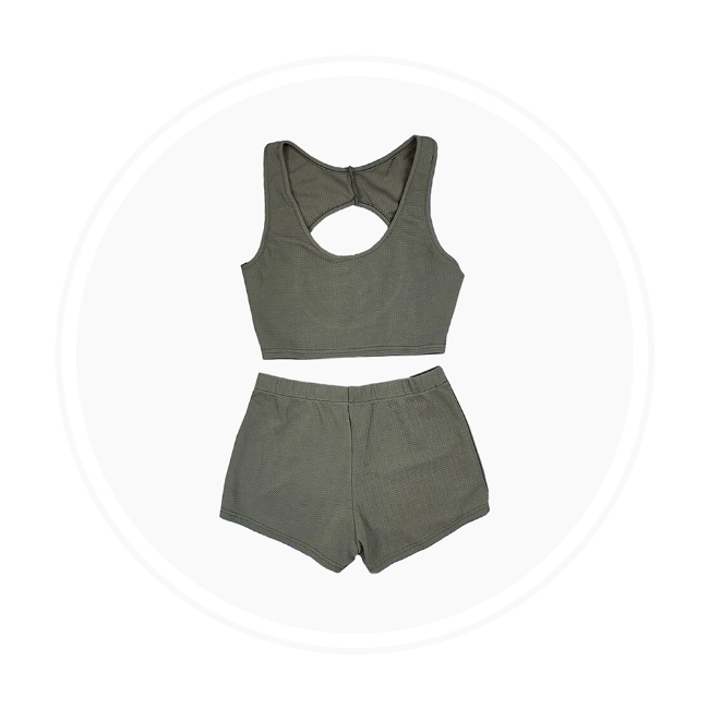 تصویر برای دسته  لباس های ورزشی