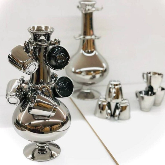 تصویر  تنگ درختی آبکاری شده در سه رنگ مختلف