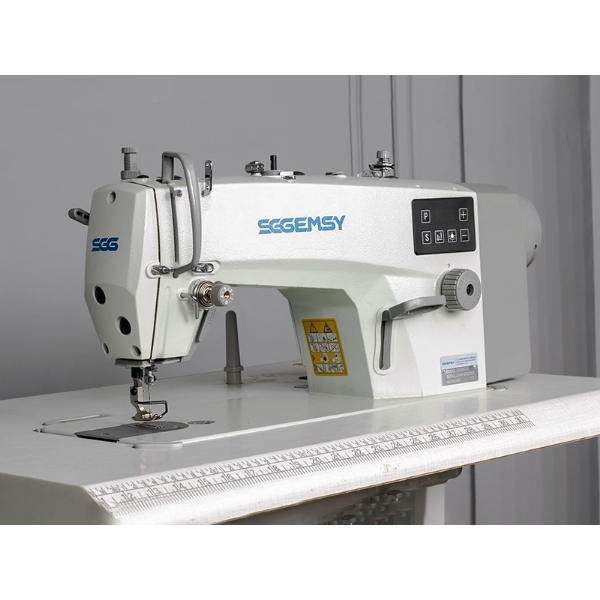 تصویر  چرخ خیاطی راسته دوز صنعتی SGGEMSY مدل ۸۸۰۲E همراه با میز